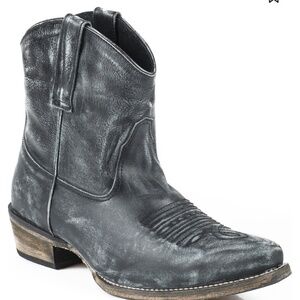Roper Women’s Dusty Distressed Black Boots 7 1/2, 7.5